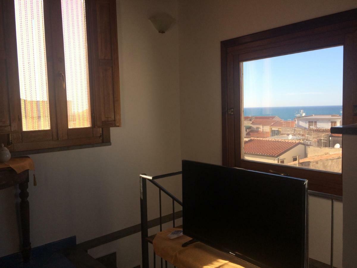צ'פאלו Royal Mandralisca Apartment מראה חיצוני תמונה