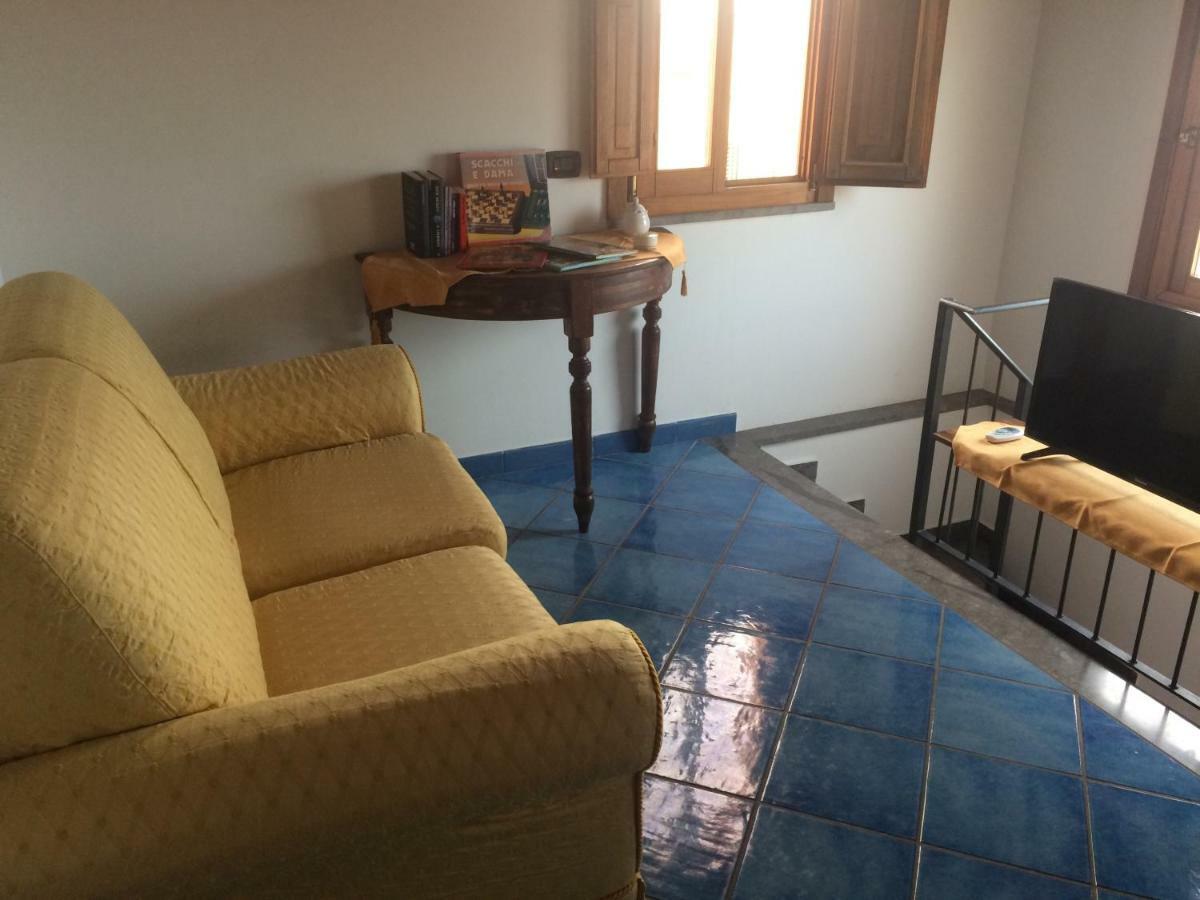 צ'פאלו Royal Mandralisca Apartment מראה חיצוני תמונה