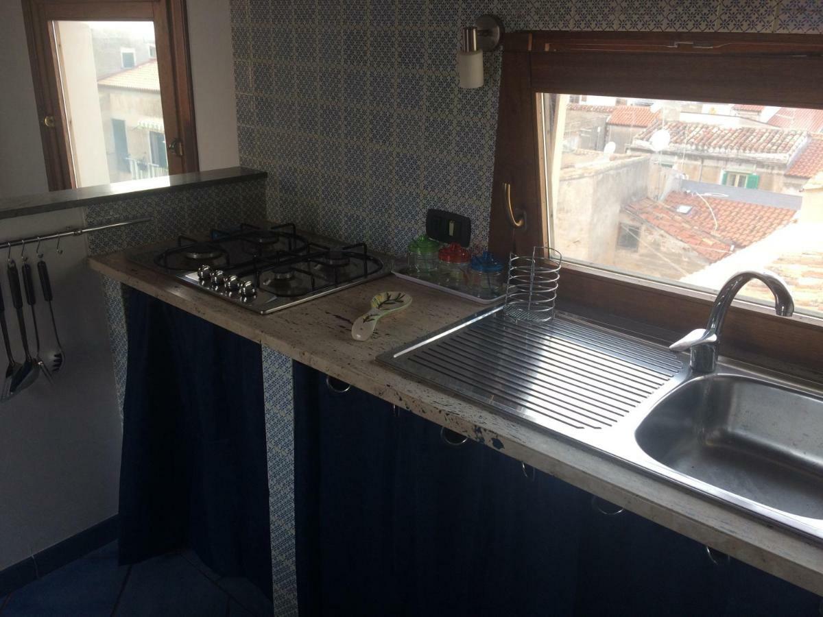 צ'פאלו Royal Mandralisca Apartment מראה חיצוני תמונה